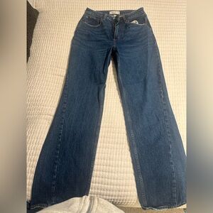 A&F 90s Relaxed Curve Love High Rise Denim Jeans